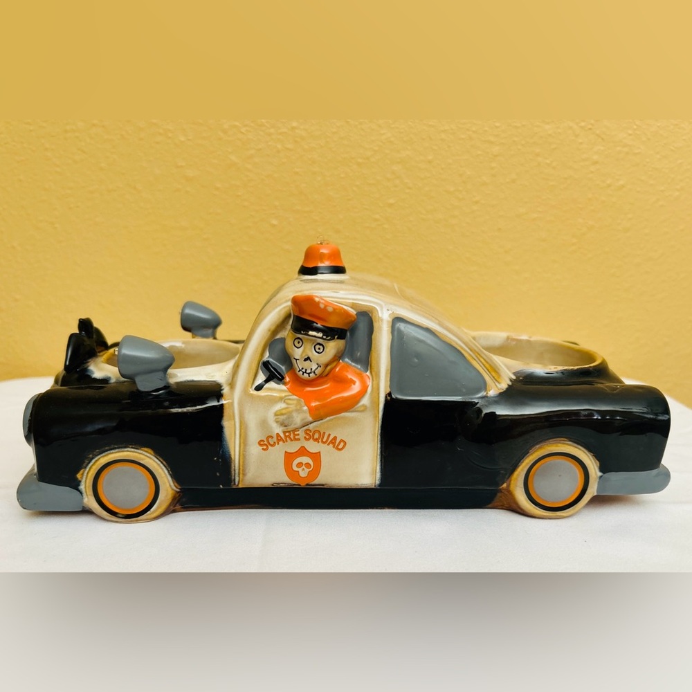 Yankee Candle Boney Bunch Scare Squad Car Tealight Holder with LED Lights